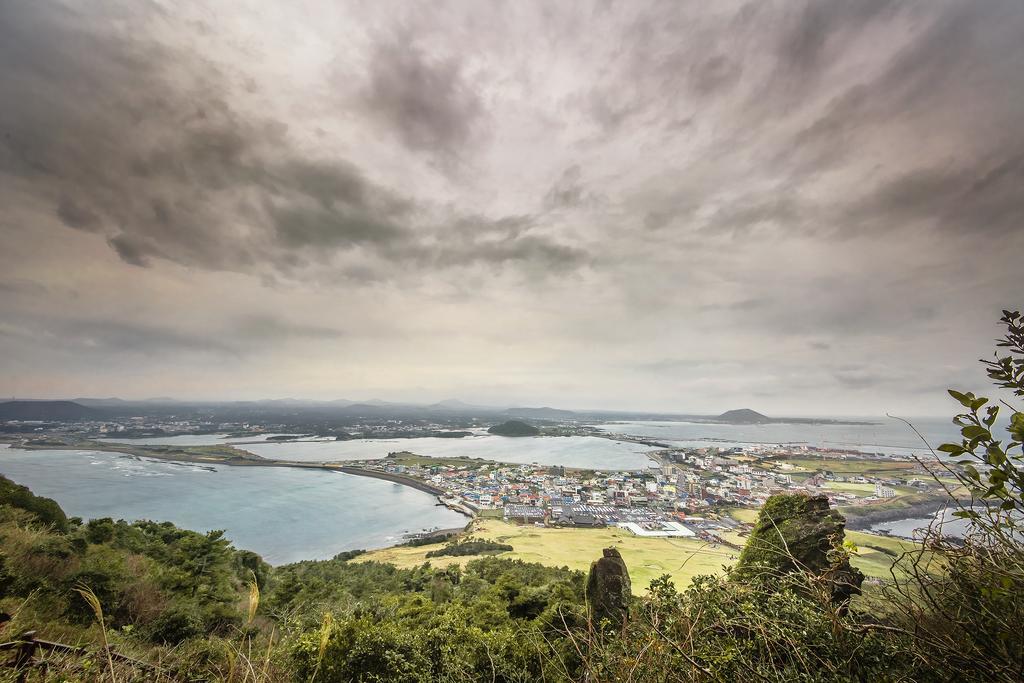Hotel Aroha Seogwipo-stad Buitenkant foto